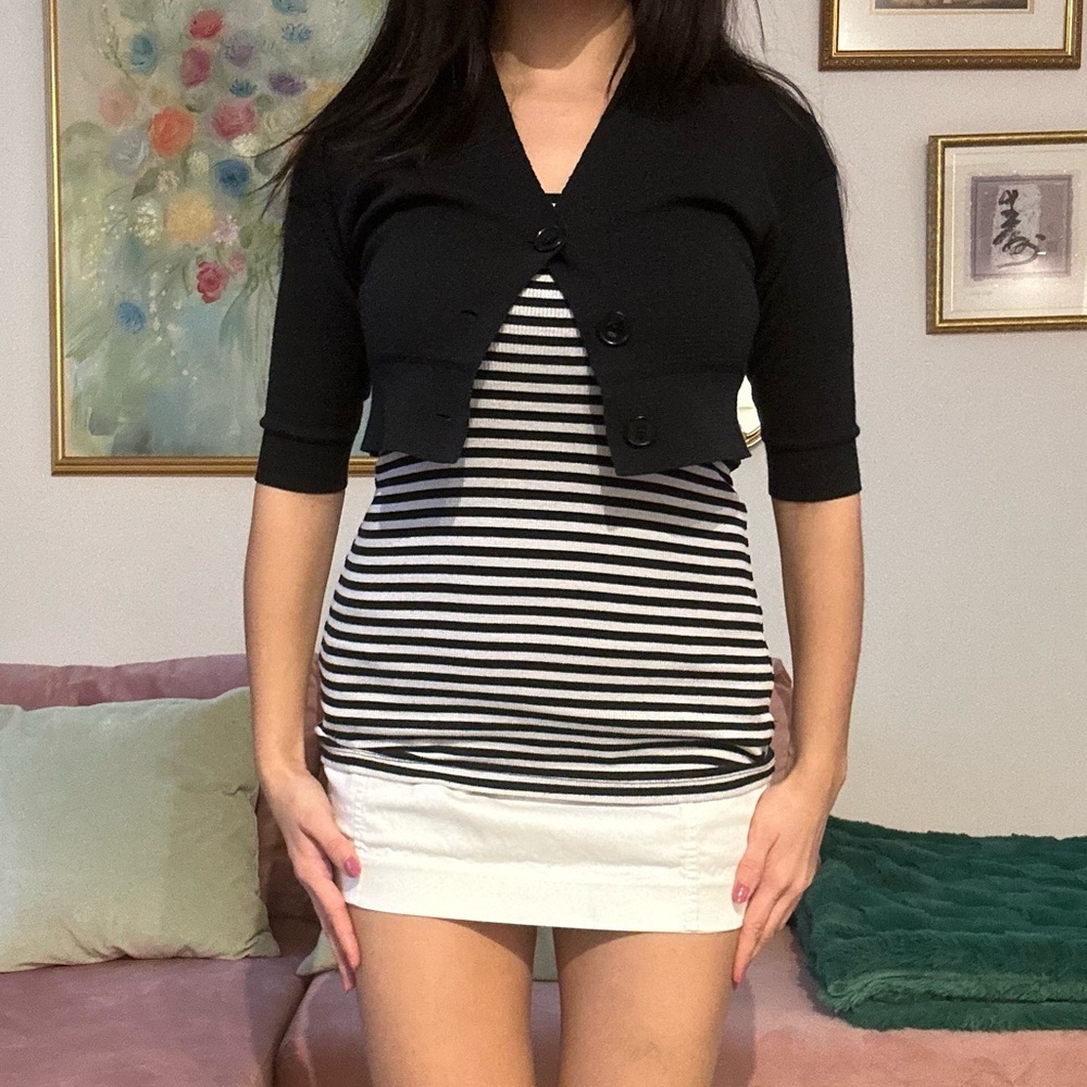 Minimalist Cropped Black Cardigan w/ Big Buttons